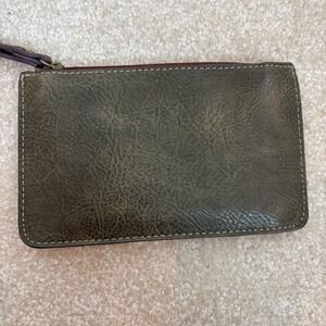 Boc Olive Green Faux Leather Wristlet Clutch Wallet Card Holder ID Window